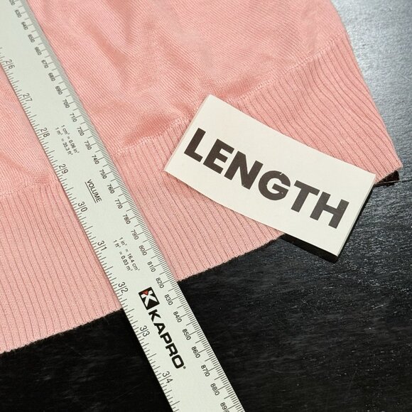 NWT Torrid Tissue Weight Pink Surplice Wrap V-Neck Womens Sweater Size 4 / 4X - Picture 10 of 10